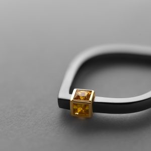 amulet-eye-ring-pendant-by-daniela-komatovic-yellow-sapphire